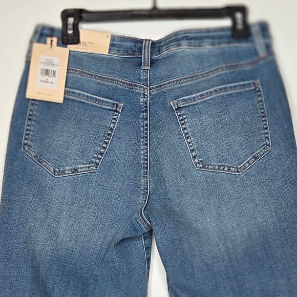 NWT NYDJ Women's Bailey Relaxed Straight Ankle Jeans - Picture 4 of 8